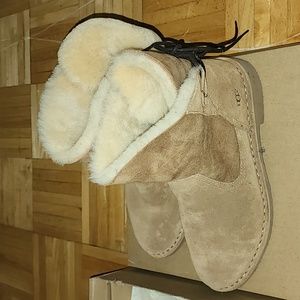 UGG BOOTS
